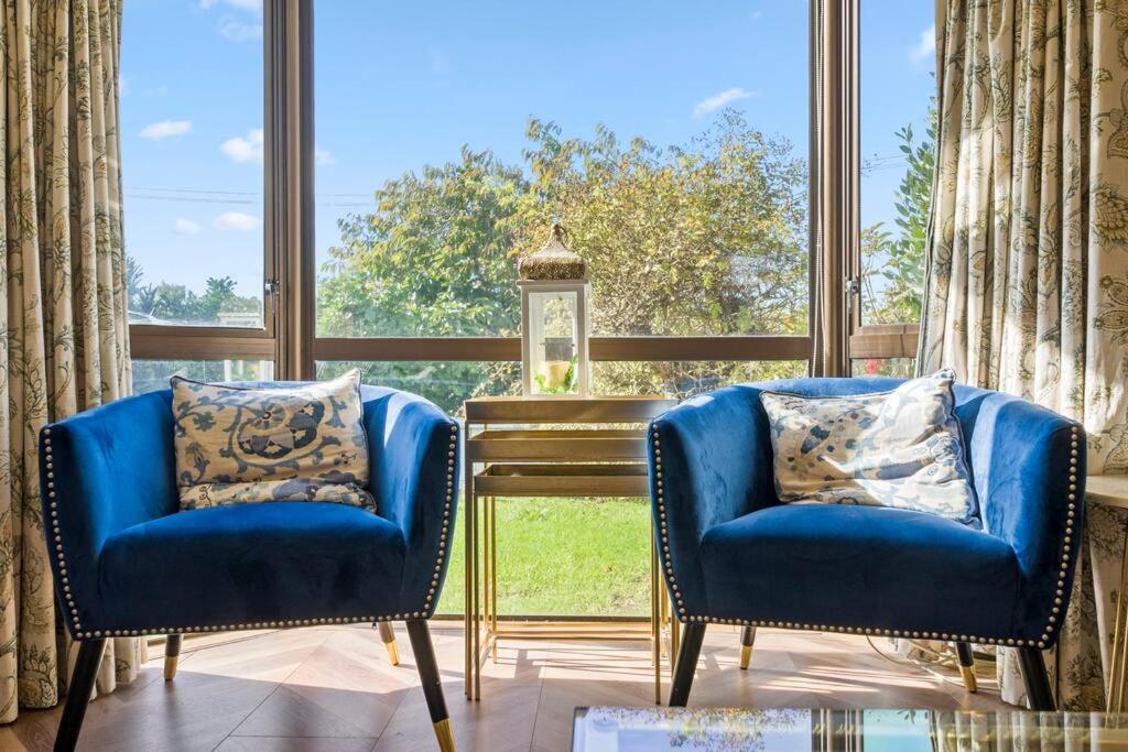 Not Usually Available - Lucky U! Auckland Exterior foto
